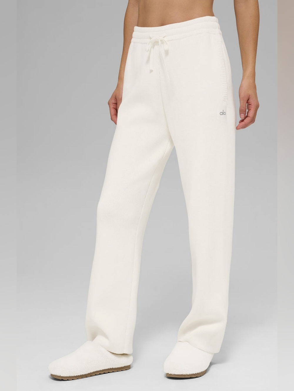 ALO Yoga Scholar Knit High Waist Straight Leg Pants in Ivory sz MEDIUM Short